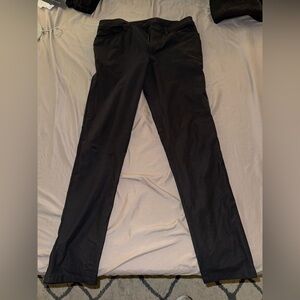Men’s 32L Lululemon ABC pants 
Black
WITH PATCHED KNEE